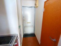 レオパレスリベル丸山 玄関