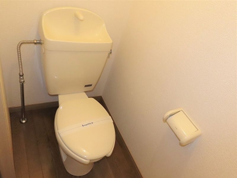 レオパレススミサカ トイレ