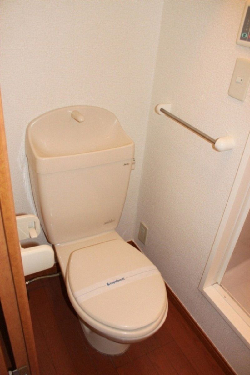 レオパレスシャトーＣ トイレ