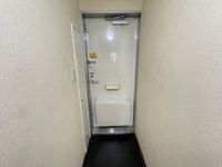 leopalace Satte Minami 玄关