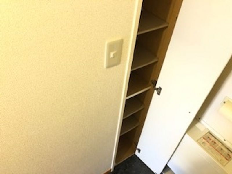 レオパレスＤｏｕ　Ｅ　Ｓｅｎ 収納