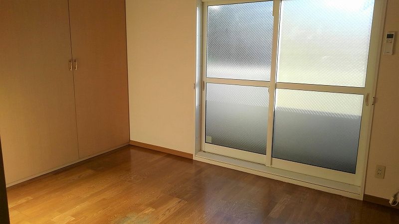 レオパレス西吉田ハイツ 寝室
