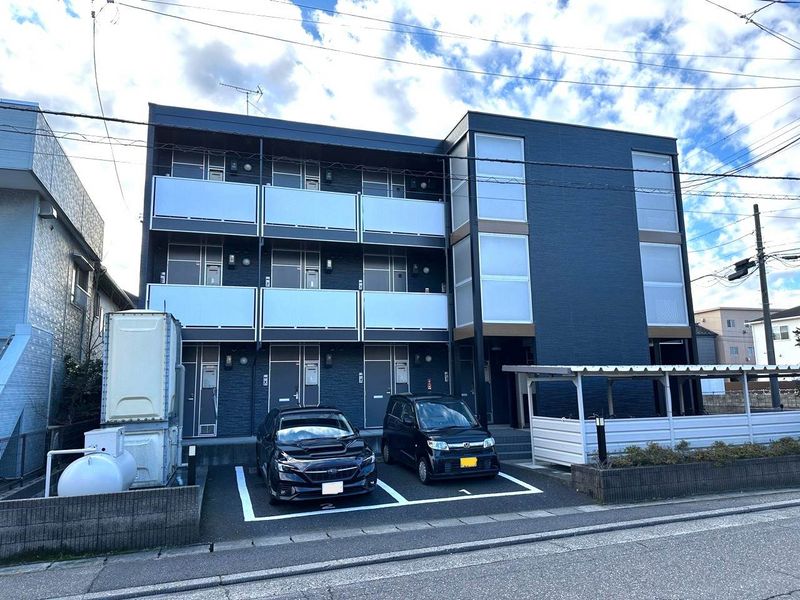 レオパレス笹口 外観