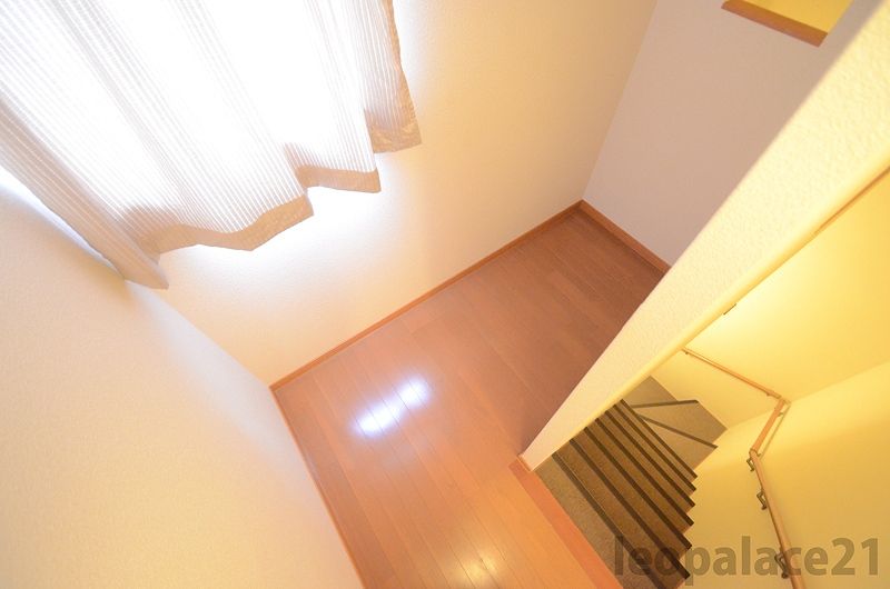 レオパレスウエスト広川一号館 その他