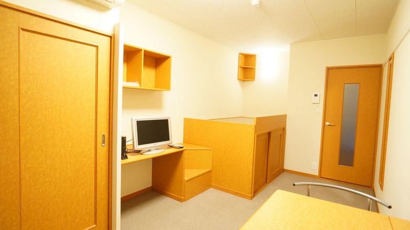 レオパレスコンフォート 居間