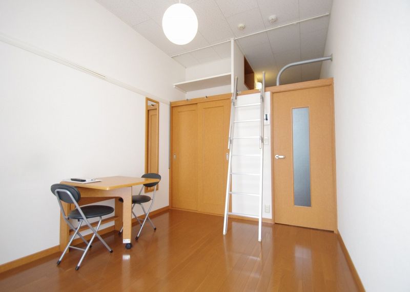 レオパレスｉｔｏ 居間