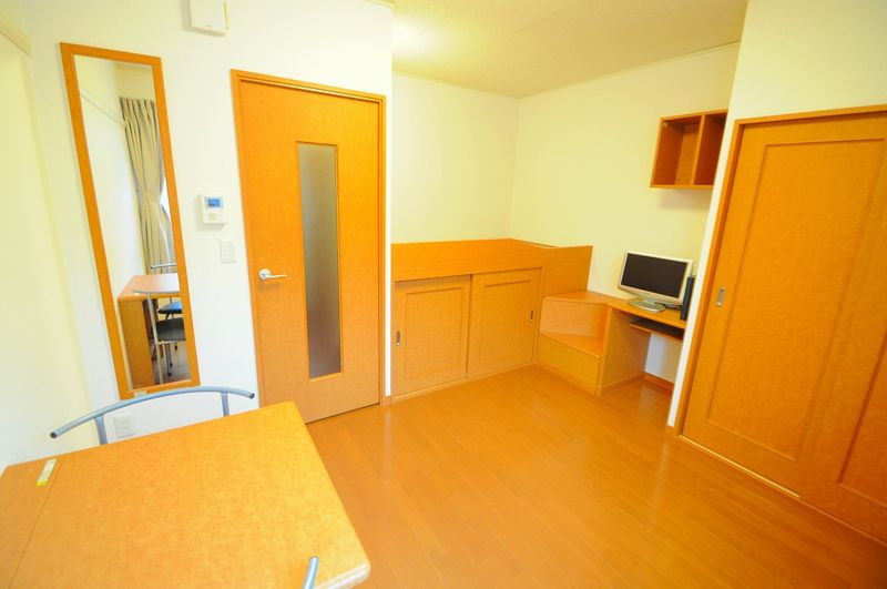 レオパレスＰｉｎｅ 居間