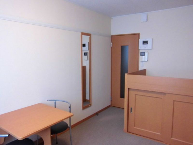 レオパレス北屋敷Ⅰ 居間