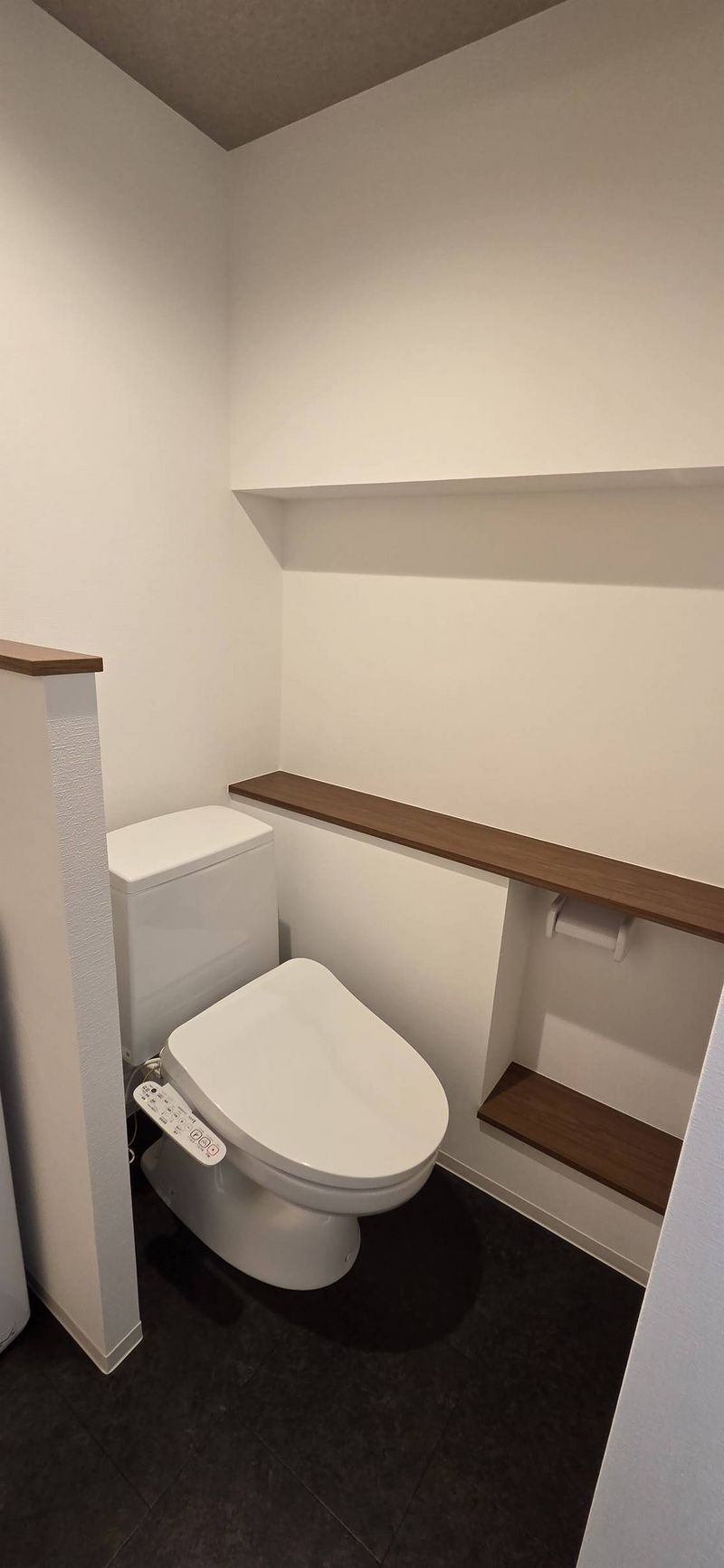 ArLk Graceful Toilet