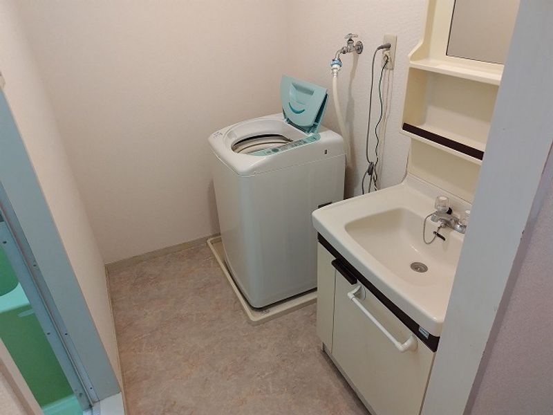 leopalace Koutoku Heights Washroom