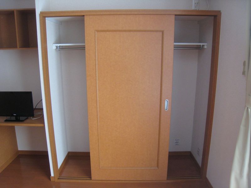 レオパレスＡＫＡＴＵＫＩ 収納