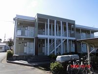 レオパレスかりん 外観