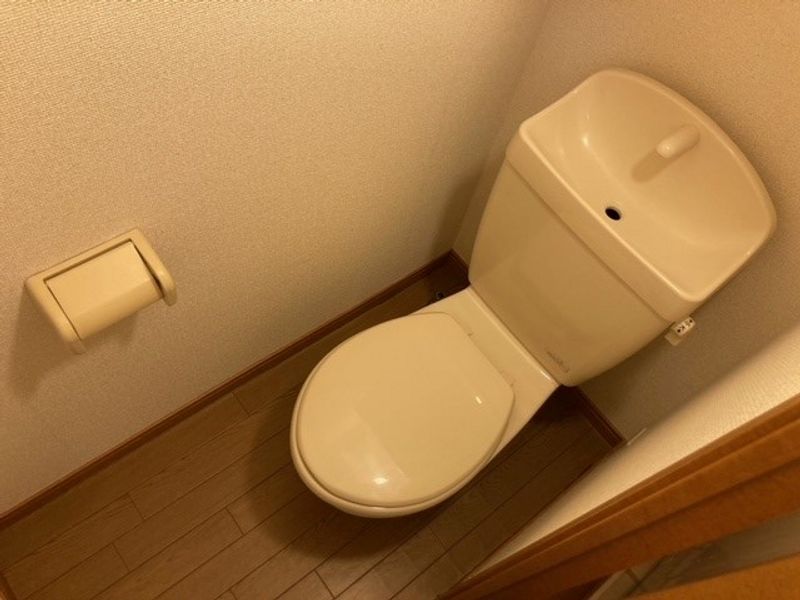 レオパレスグリーンハイツ竹の下 トイレ