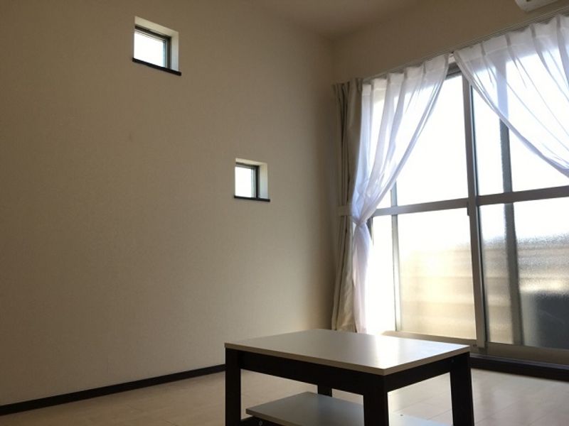 クレイノサントウソウ 居間