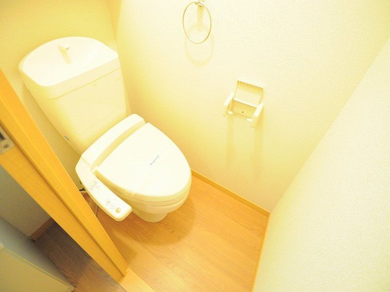 レオパレス清水 トイレ