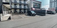 レオパレスＫＡＺＵ 駐車場
