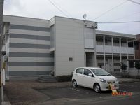 レオパレスさつき 外観