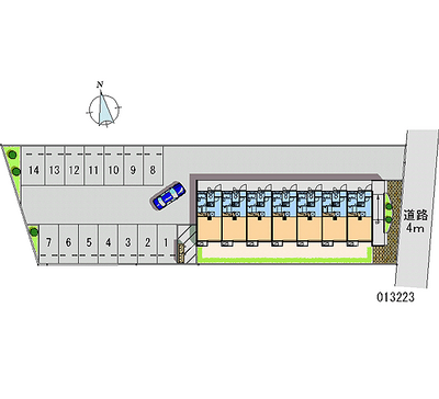 13223 Monthly parking lot