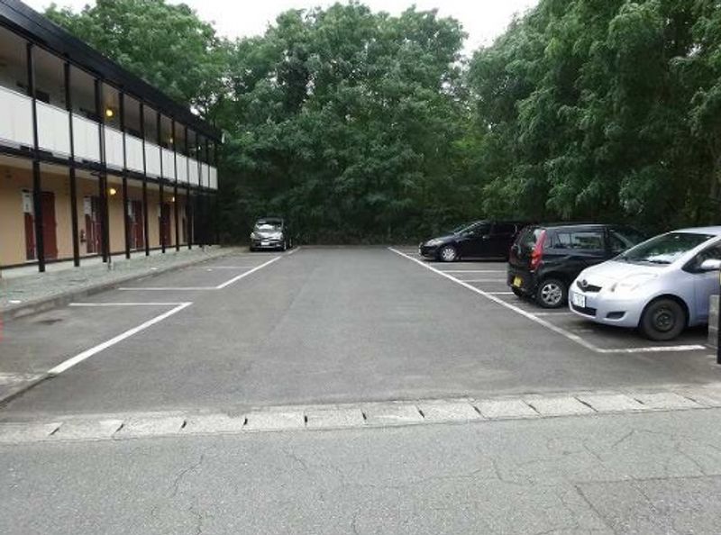 レオパレスＴＡＭＯ 駐車場
