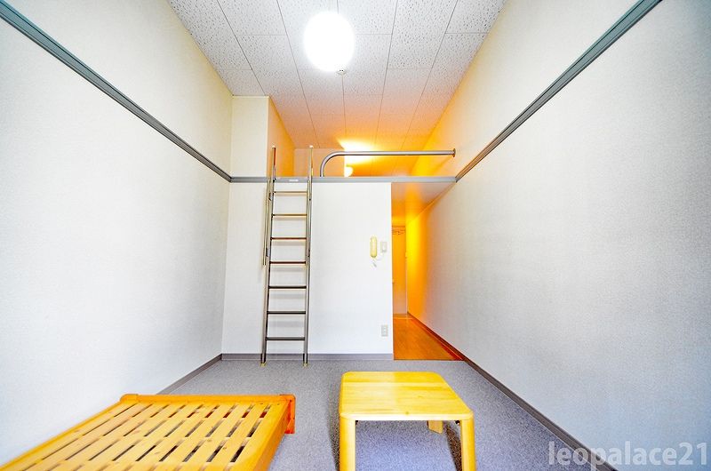 leopalace RINREI Living room