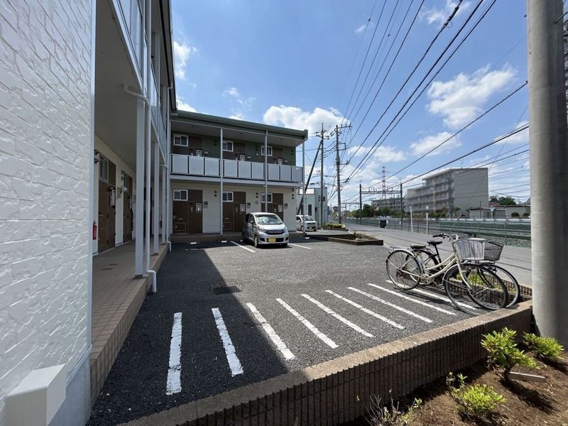 レオパレスロワール　１３０ 駐車場