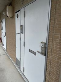 レオパレスラクレⅡ 玄関