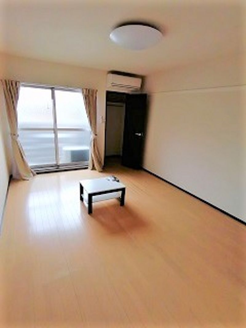 クレイノＨＡＹＡＳＨＩ　Ⅲ 居間