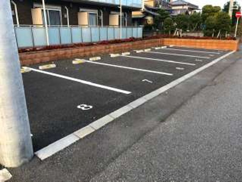 ミランダフェリーチェ 駐車場