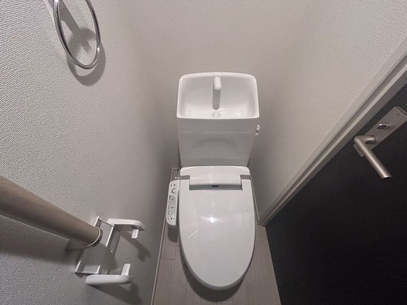 LEONEXT Kei Toilet