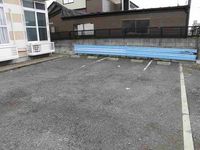 leopalace NEO Parking lot