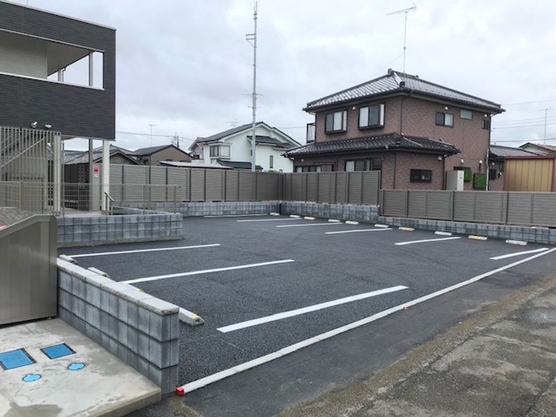 クレイノプランドール 駐車場