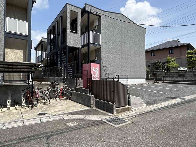 レオパレスイーストⅡ 外観