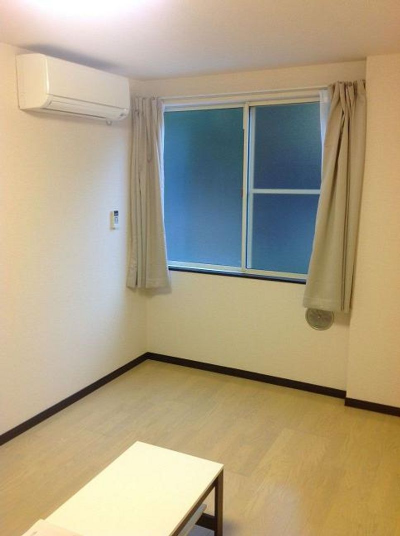 レオネクストツゥ 居間