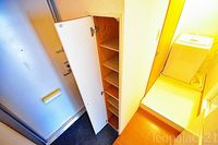 レオパレスさくら 玄関