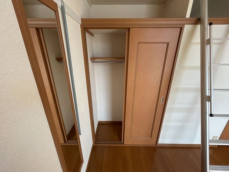 レオパレスセレブ 収納