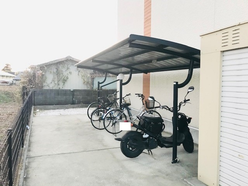 LEONEXT Hannari Shared spaces