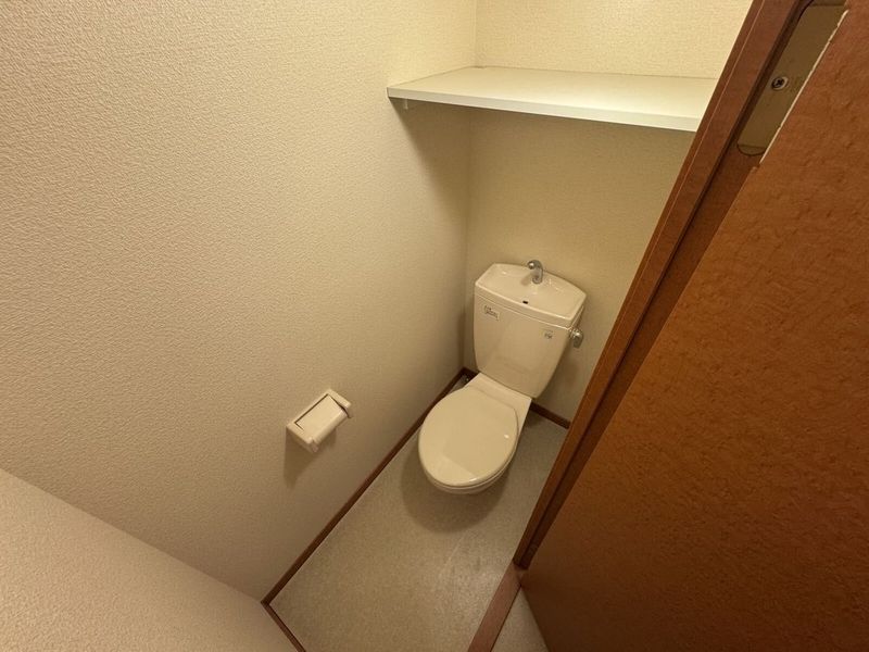 レオパレスとよおか トイレ