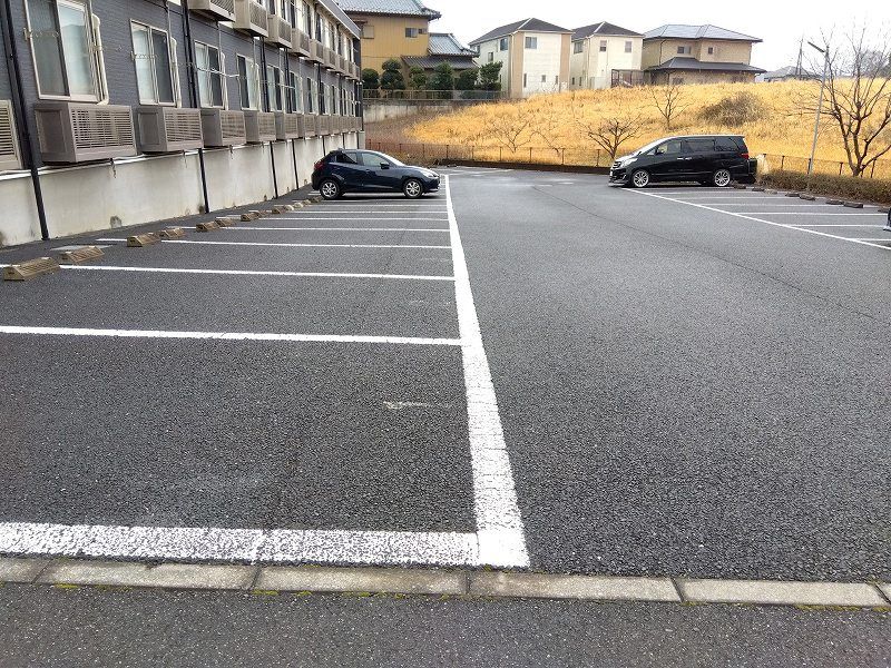 レオネクストかのんＡ 駐車場