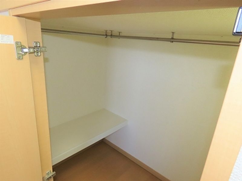 レオパレス柊 収納