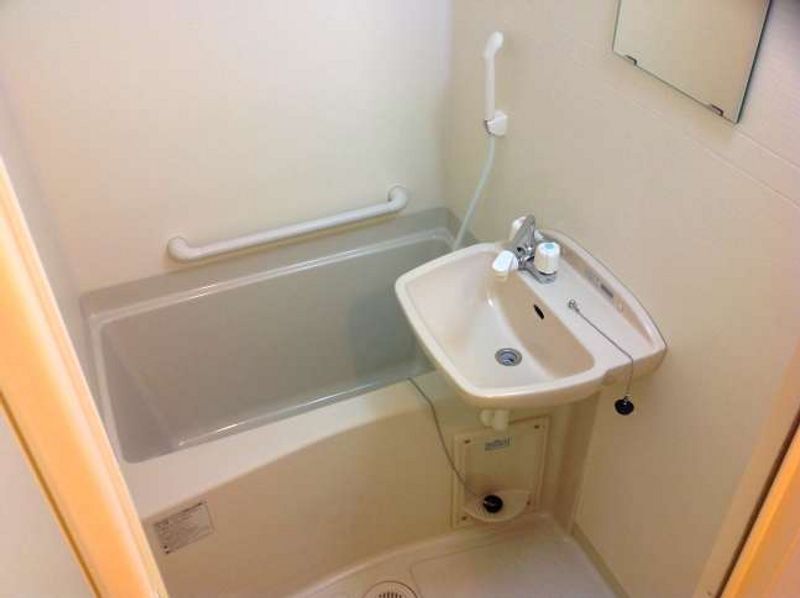 LEONEXT Pleasure Life Bathroom