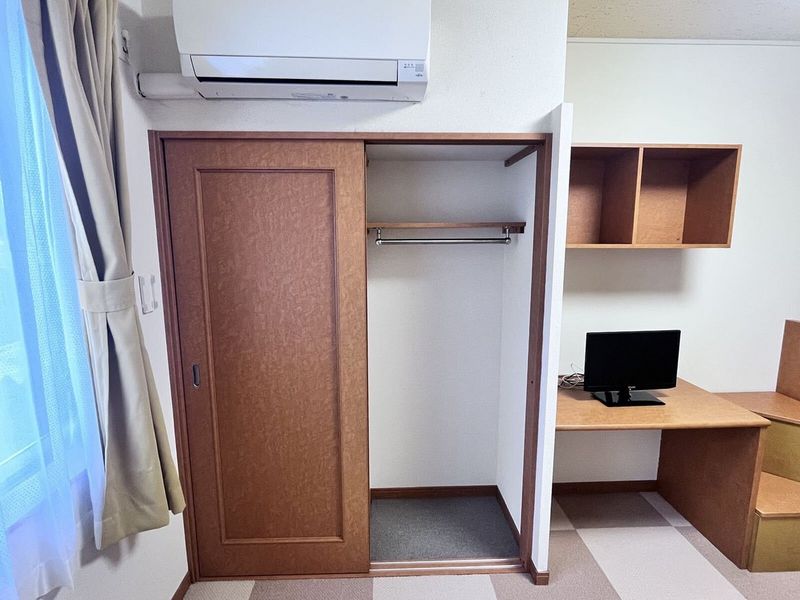 レオパレスアンソレイユ 収納