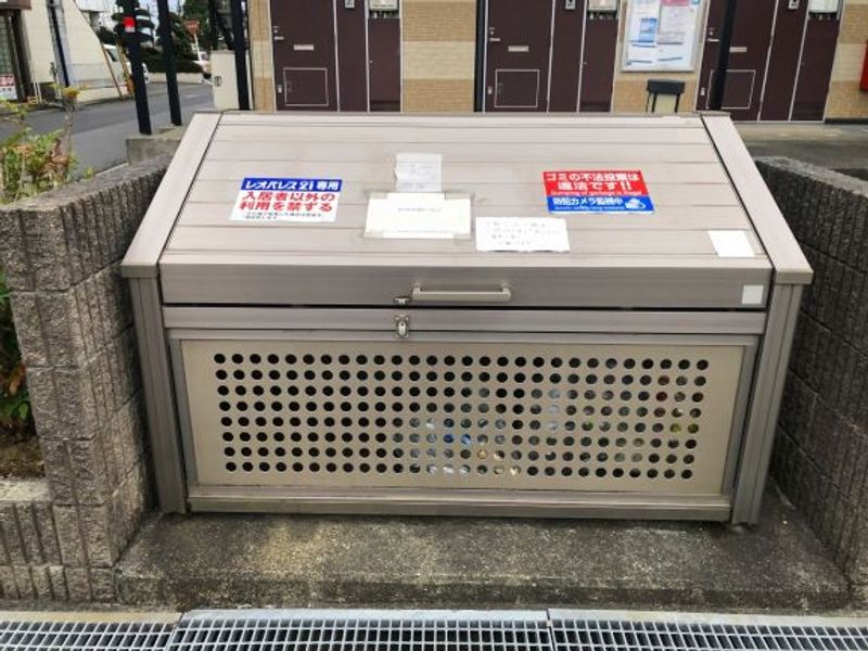 レオパレスルミエールエスト 共用部分