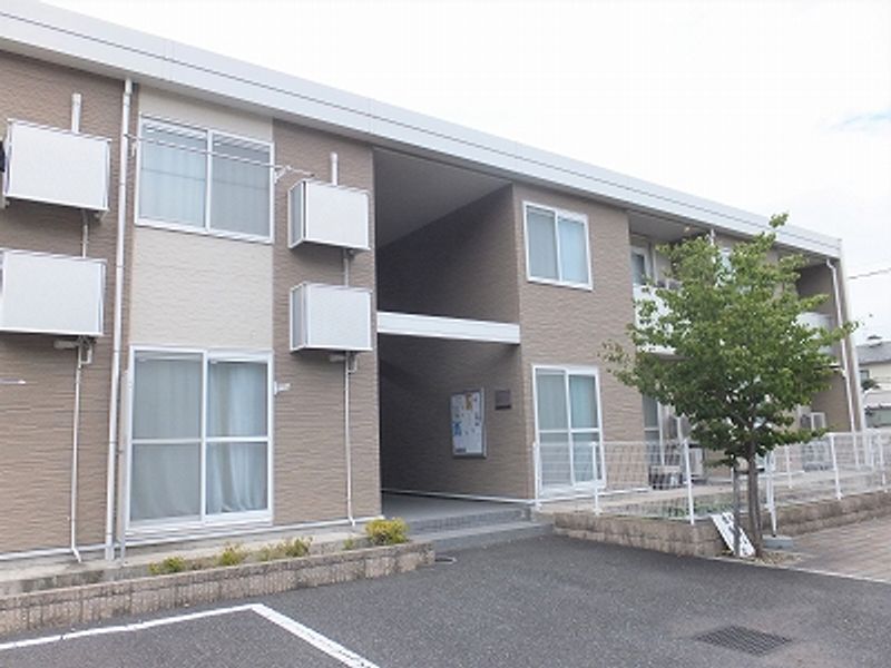 レオパレスやまぼうし 外観