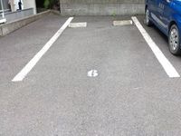 レオパレス宝 駐車場