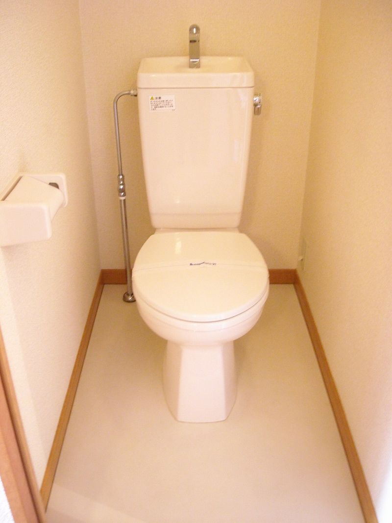 レオパレス庚申坂 トイレ