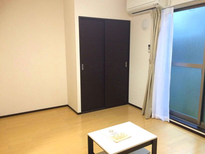 レオネクストＫＳＭ　Ｐｌｕｓ 居間
