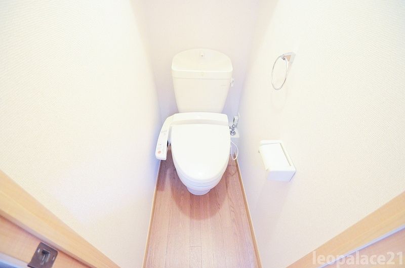 LEONEXT Cube Akashiro Toilet