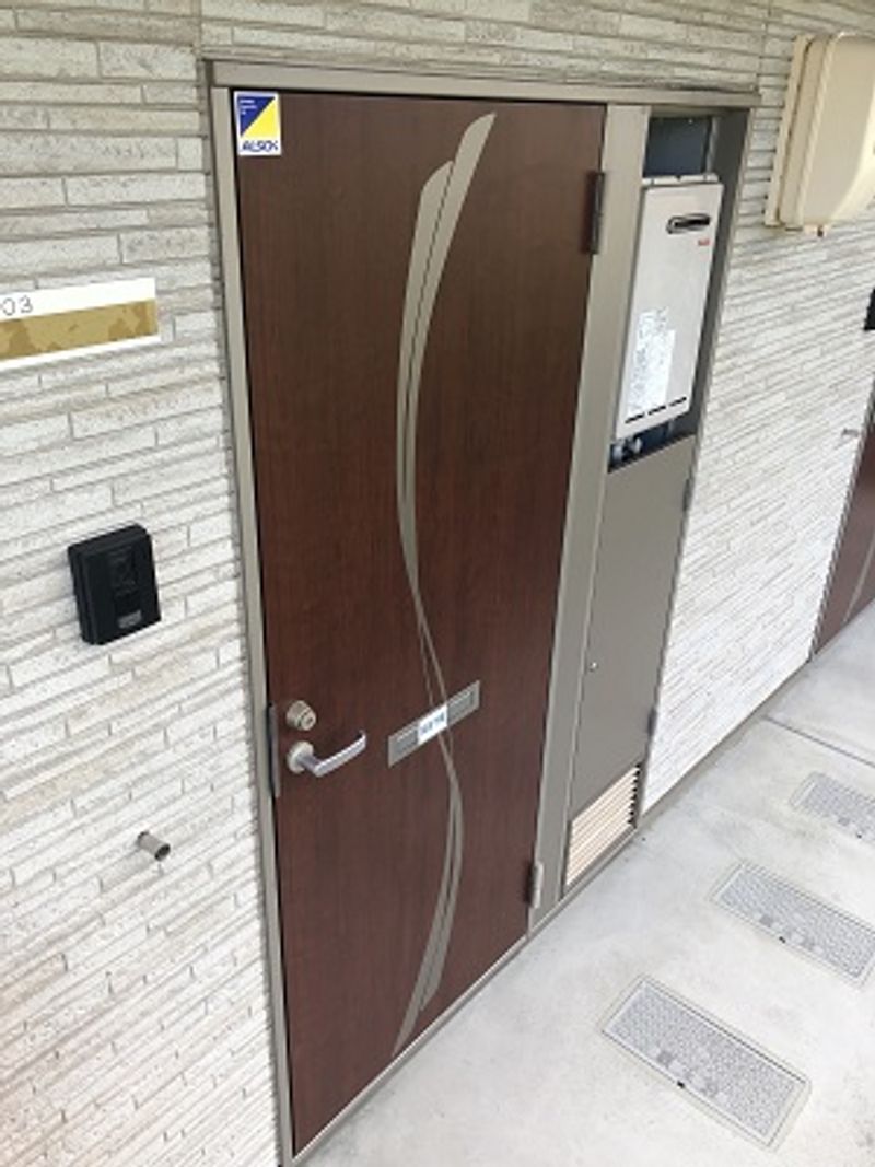 クレイノアヴァンセ 玄関