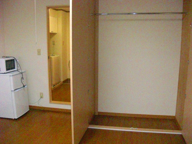レオパレスＦＩＥＬＤ　Ｍ’Ｓ 収納