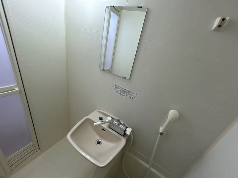 レオパレスミヤマエ 洗面台